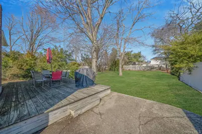 23 Pearsall Place, Deer Park, NY 11729 - Photo 40
