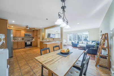 23 Pearsall Place, Deer Park, NY 11729 - Photo 10