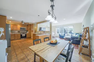 23 Pearsall Pl, Deer Park, NY 11729 - Photo 10