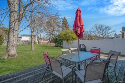 23 Pearsall Place, Deer Park, NY 11729 - Photo 42