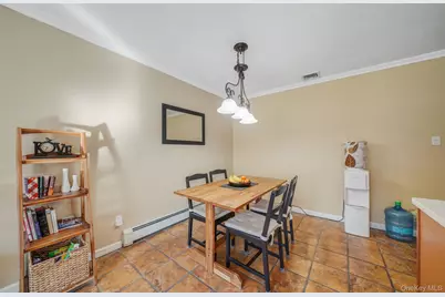 23 Pearsall Place, Deer Park, NY 11729 - Photo 8