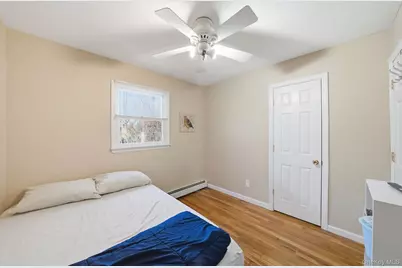 23 Pearsall Place, Deer Park, NY 11729 - Photo 22