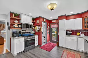 108 Williamsburg Ct, Balmville, NY 12550 - Photo 14