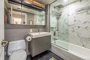 1490 Outlook Ave, Bronx, NY 10465 - Photo 10