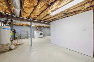 12 S Prospect St, Copiague, NY 11726 - Photo 24