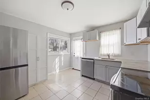 12 S Prospect St, Copiague, NY 11726 - Photo 12