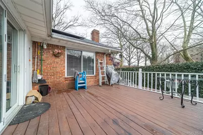 86-34 Francis Lewis Boulevard, Hollis, NY 11432 - Photo 40