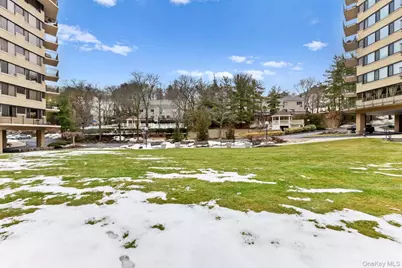 25 Rockledge Avenue #714, White Plains, NY 10601 - Photo 32