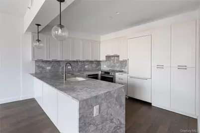 107-06 Queens Boulevard #8H, Forest Hills, NY 11375 - Photo 8