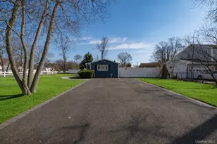 178 Spur Dr S, Bay Shore, NY 11706 - Photo 26