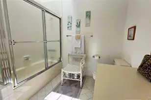 64 Brittany Ln, Westhampton Beach, NY 11978 - Photo 20