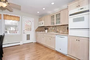 38 Westlyn Dr, Bardonia, NY 10954 - Photo 10