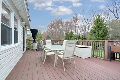 38 Westlyn Drive, Bardonia, NY 10954 - Photo 30