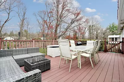 38 Westlyn Drive, Bardonia, NY 10954 - Photo 32