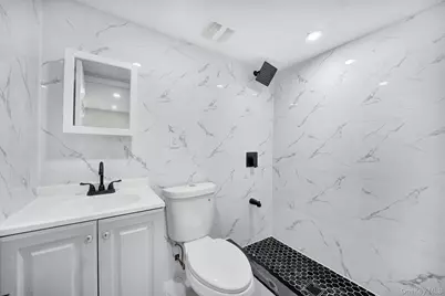 114-23 200th Street, Saint Albans, NY 11412 - Photo 22