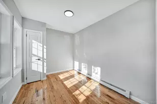 114-23 200th St, Saint Albans, NY 11412 - Photo 4