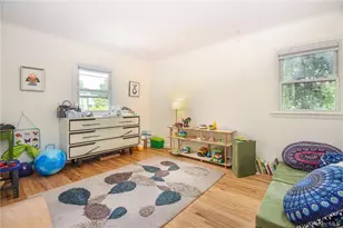 238 Rosehill Ave, New Rochelle, NY 10804 - Photo 16