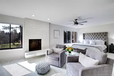 40 Cricket Club Drive, Roslyn, NY 11576 - Photo 14