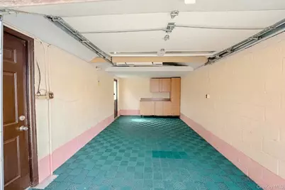 69-14 179th Street, Fresh Meadows, NY 11365 - Photo 16