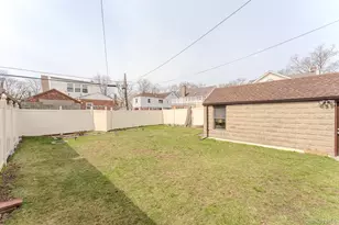 69-14 179th St, Fresh Meadows, NY 11365 - Photo 14