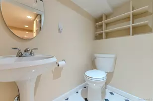 69-14 179th St, Fresh Meadows, NY 11365 - Photo 10