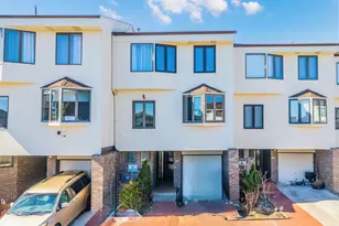 120-12 Riviera Ct, College Point, NY 11356 - Photo 2