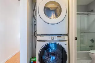 120-12 Riviera Ct, College Point, NY 11356 - Photo 10