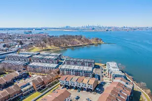 120-12 Riviera Ct, College Point, NY 11356 - Photo 18