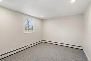 189 Trouville Rd, Copiague, NY 11726 - Photo 14