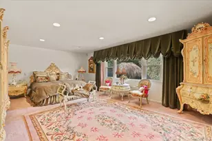 7 Greystone Cir, Bronxville, NY 10708 - Photo 16