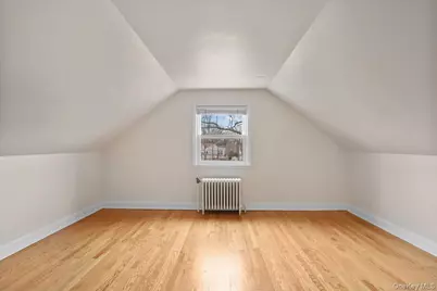 10 Madison Road, Scarsdale, NY 10583 - Photo 18