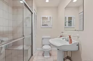 10 Madison Rd, Scarsdale, NY 10583 - Photo 12