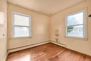 54 Garfield Pl, East Northport, NY 11731 - Photo 6