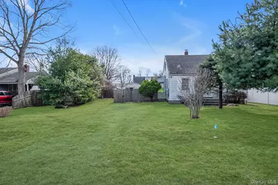 54 Garfield Place, East Northport, NY 11731 - Photo 26