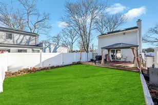 80 Parkway Blvd, Ronkonkoma, NY 11779 - Photo 18