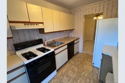 460 Old Town Road #25 A, Port Jefferson Station, NY 11776 - Photo 10