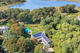 27 Ezekills Hollow, Sag Harbor, NY 11963 - Photo 2