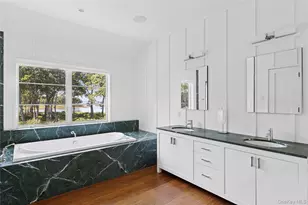 27 Ezekills Hollow, Sag Harbor, NY 11963 - Photo 18