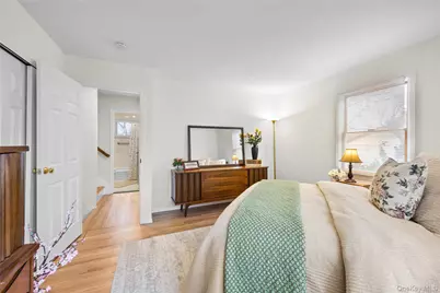 88 Evans Avenue, Albertson, NY 11507 - Photo 22