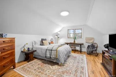 88 Evans Avenue, Albertson, NY 11507 - Photo 26