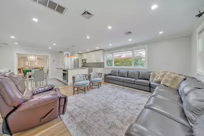 122-05 Metropolitan Avenue, Kew Gardens, NY 11415 - Photo 22