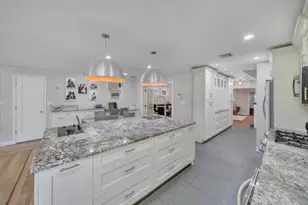 122-05 Metropolitan Ave, Kew Gardens, NY 11415 - Photo 28