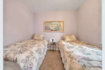 122-05 Metropolitan Avenue, Kew Gardens, NY 11415 - Photo 10