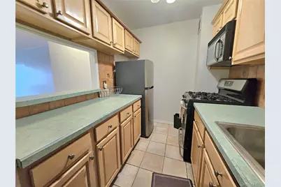 87-70 173 Street #4D, Jamaica, NY 11432 - Photo 6