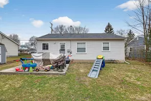 8 Van Wyck Dr, Poughkeepsie, NY 12601 - Photo 22