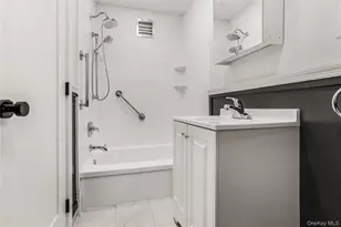 90-11 77th St, Woodhaven, NY 11421 - Photo 28