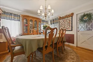 100 W Poplar Street W, Floral Park, NY 11001 - Photo 8