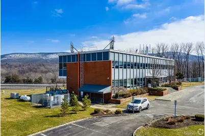 70 Pleasant Hill Road, New Windsor, NY 12553 - Photo 12