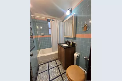 39-20 52nd Street #2G, Woodside, NY 11377 - Photo 6