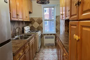 39-20 52nd St, Woodside, NY 11377 - Photo 6